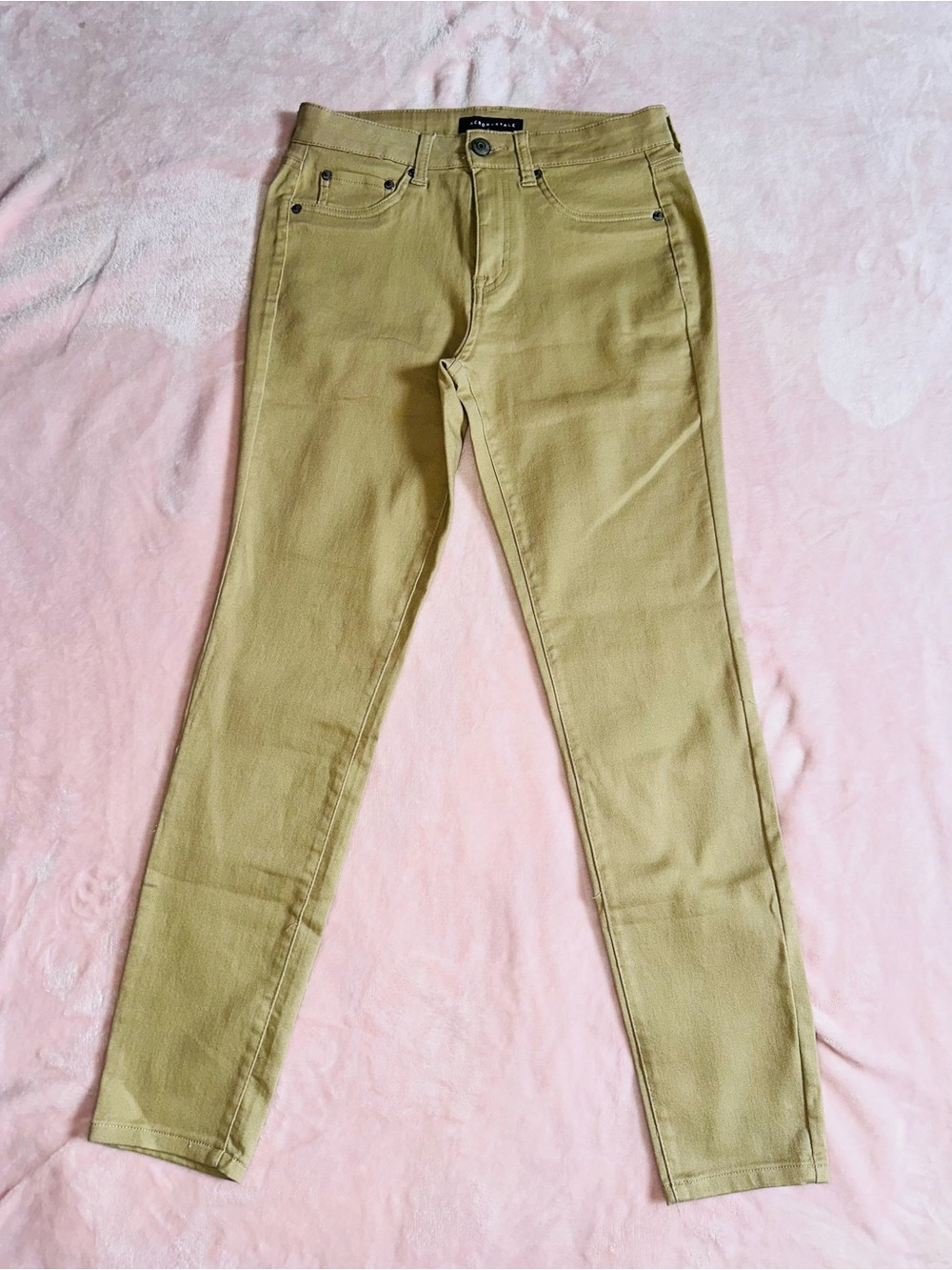 Aeropostale Skinny Jeans in Olive Green